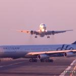 [WATCH] Planes almost collide in dramatic runway